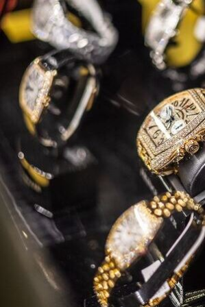 доставка преміум-сегменту зі швейцарії